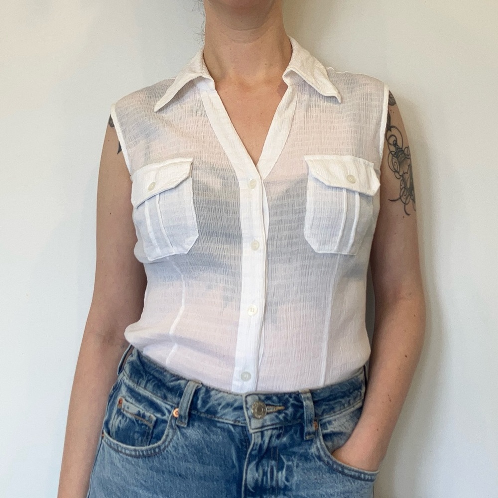 Vintage Puli White Sleeveless Blouse 95% cotton in size small